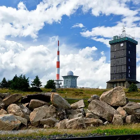 Brockenblick Mit Tollen Blick Und Schwimmbad Апартаменты