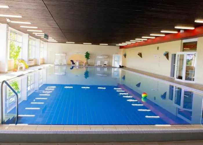 Brockenblick Mit Tollen Blick Und Schwimmbad Braunlage